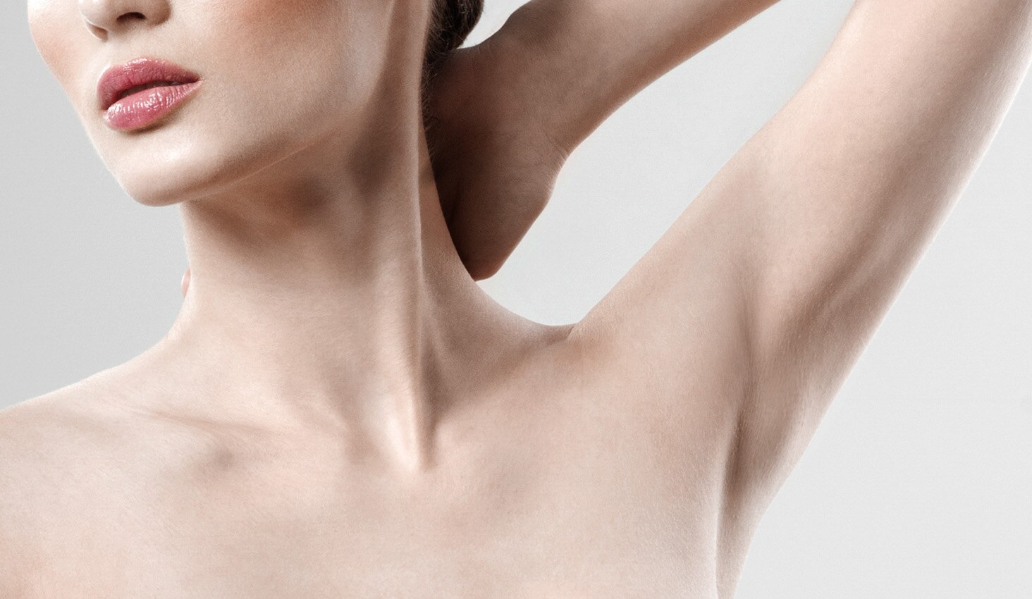 Piel de la axila de una mujer